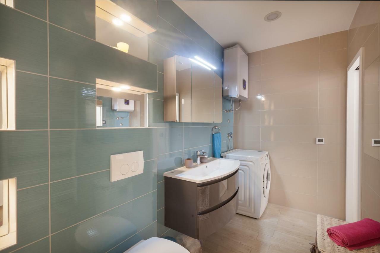 Studio Apartment Tia Makarska Exterior photo